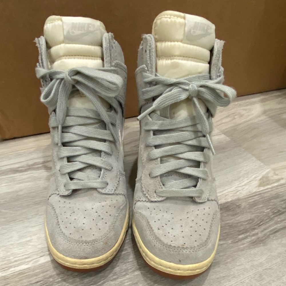 Nike “Dunk Sky Hi” Wedge Sneaker 🤛🏼